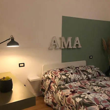 Ama * Ancona