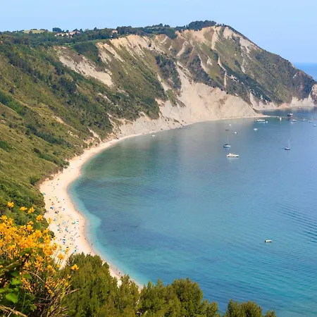 Ama Home, In Centro Con Terrazza דירה *