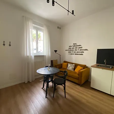 Ama Home, In Centro Con Terrazza *
