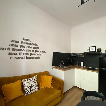 Ama Home, In Centro Con Terrazza